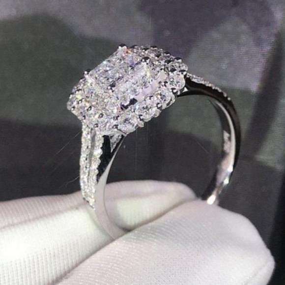 NEW 925 STERLING SILVER DIAMOND HALO SQUARE RING, CUTE RING, SHINY RING. - Picture 4 of 6